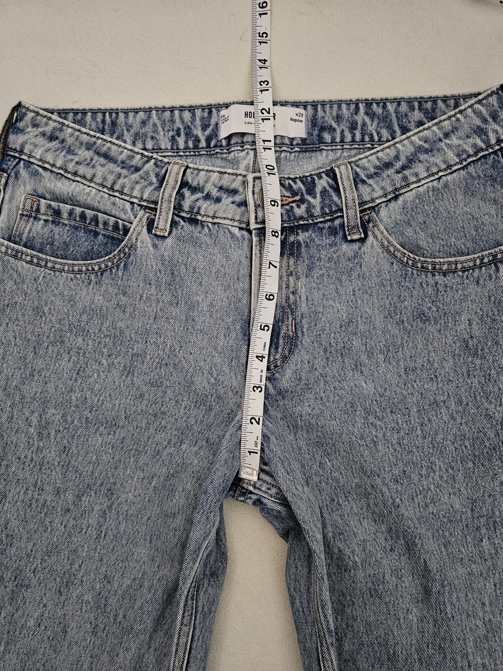 NEW! HOLLISTER Wome's Baggy Low-Rise Wide-Leg Jeans In Blue Ligth Wash Sz 6R/W28 - Picture 8 of 16